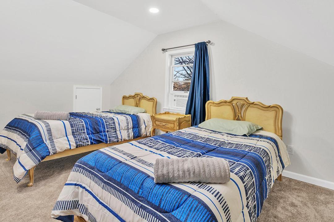 4br Retreat With Hot Tub And Style Amenities * Tobyhanna